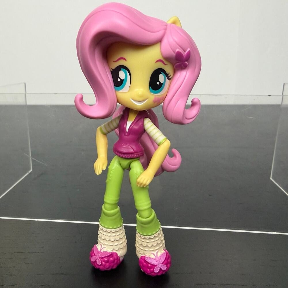 MLP My Little Pony Equestria Girls Minis Doll Sleepover Slumber Party Fluttershy